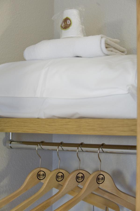 B&B Hotel Morlaix Saint-Martin-des-Champs  ภายนอก รูปภาพ