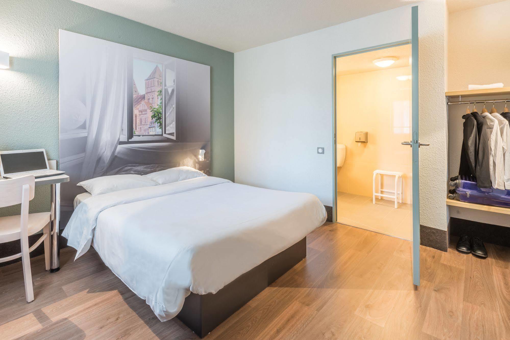 B&B Hotel Morlaix Saint-Martin-des-Champs  ภายนอก รูปภาพ