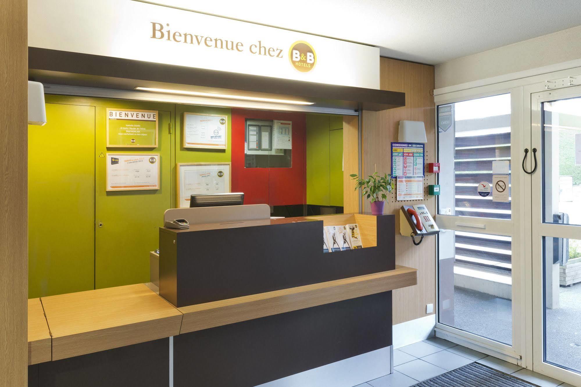 B&B Hotel Morlaix Saint-Martin-des-Champs  ภายนอก รูปภาพ